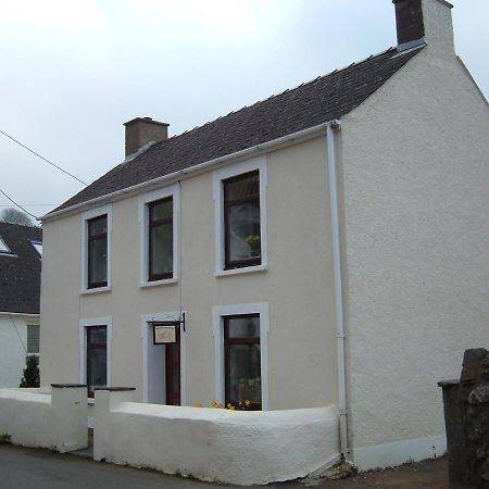 Morawel Bed & Breakfast Fishguard Exterior photo