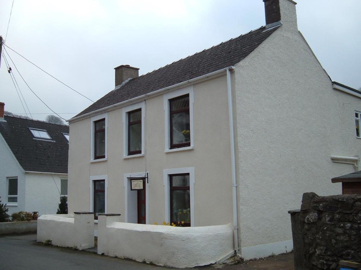 Morawel Bed & Breakfast Fishguard Exterior photo
